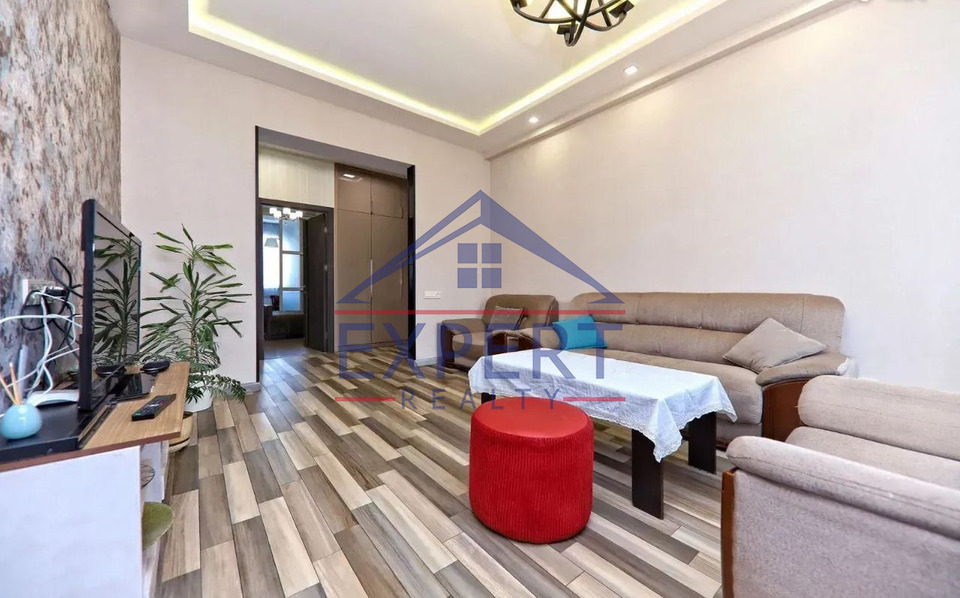 ԱՐԱԲԿԻՐ, ԿՈՄԻՏԱՍԻ ՊՈՂՈՏԱ, 3 ՍԵՆՅԱԿ