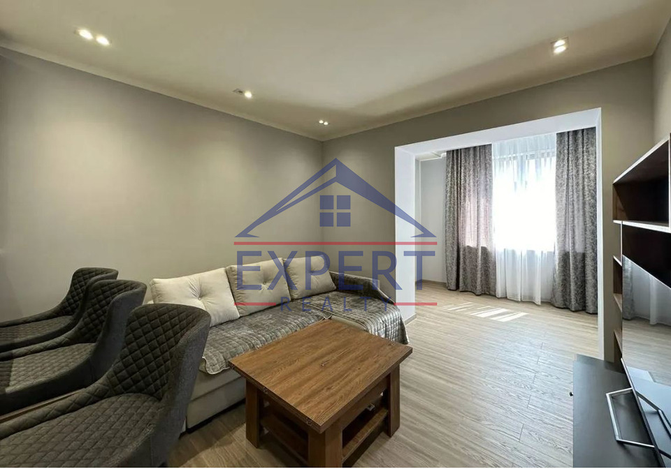 ԱՐԱԲԿԻՐ, ՎԱՀՐԱՄ ՓԱՓԱԶՅԱՆ ՓՈՂՈՑ, 2 ՍԵՆՅԱԿ