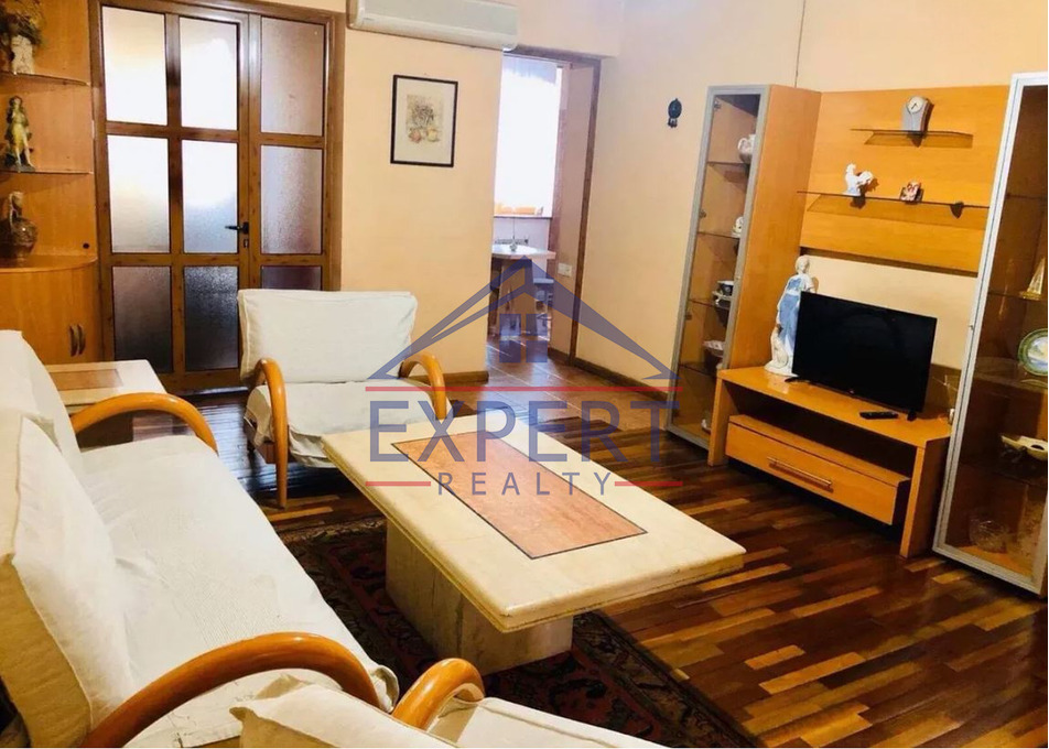 ԿԵՆՏՐՈՆ, ՎԱՐԴԱՆԱՆՑ ՓՈՂՈՑ, 3 ՍԵՆՅԱԿ