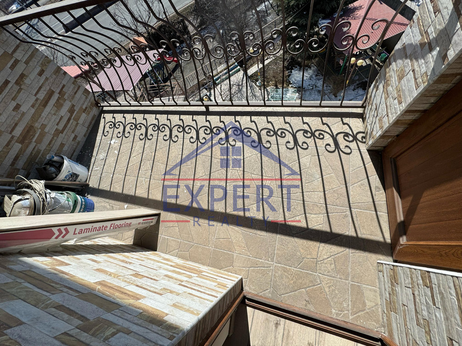 ԿԵՆՏՐՈՆ, ԱԴՄԻՐԱԼ ԻՍԱԿՈՎԻ ՊՈՂՈՏԱ, 150քմ