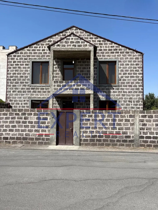 ԱՋԱՓՆՅԱԿ, ՏԻՉԻՆԱՅԻ ՓՈՂՈՑ, 2 ՀԱՐԿԱՆ ՔԱՐԵ ՏՈՒՆ