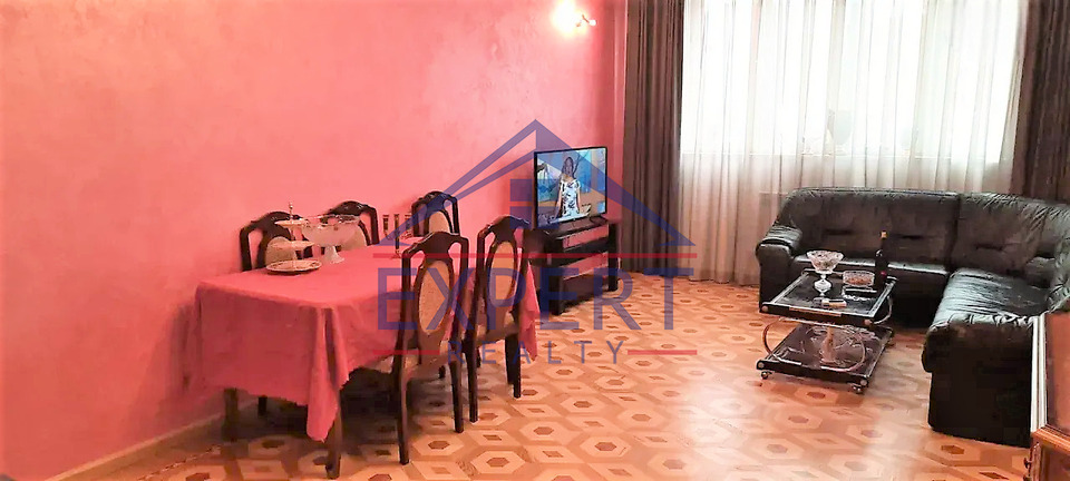 ԱՐԱԲԿԻՐ, ԱԶԱՏՈՒԹՅԱՆ ՊՈՂՈՏԱ, 2 ՍԵՆՅԱԿ