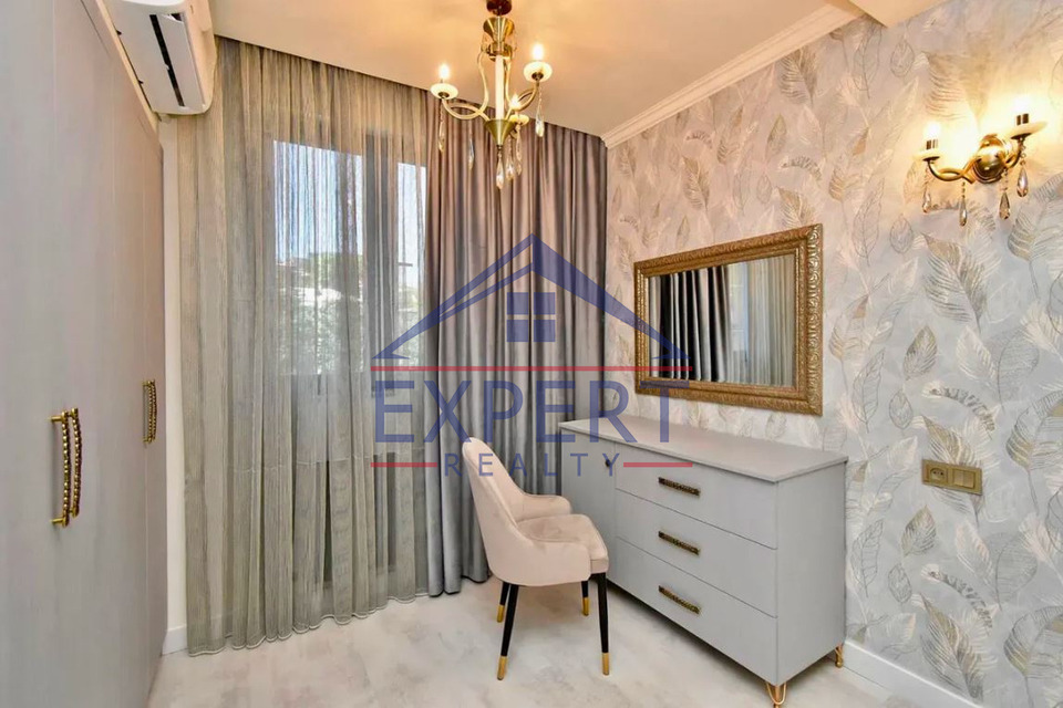 ԿԵՆՏՐՈՆ, ՍԱՐՅԱՆ ՓՈՂՈՑ, 3 ՍԵՆՅԱԿ