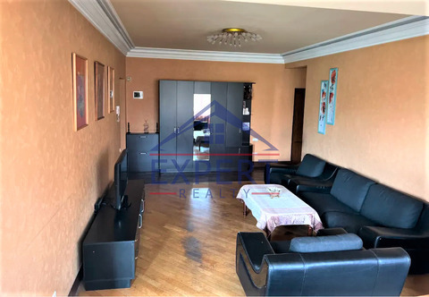 ԿԵՆՏՐՈՆ, ՄԱՇՏՈՑԻ ՊՈՂՈՏԱ, 3 ՍԵՆՅԱԿ