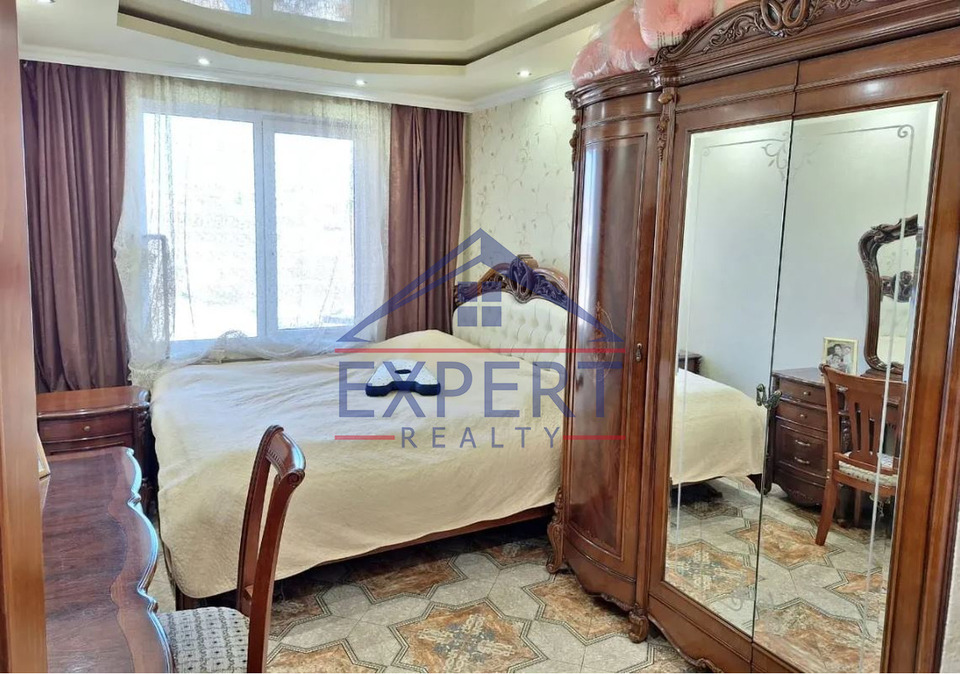 ԱՎԱՆ, ՍԱՅԱԹ-ՆՈՎԱ ԹԱՂԱՄԱՍ, 3 ՍԵՆՅԱԿ