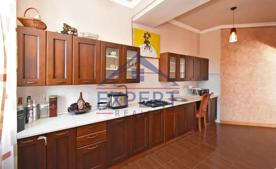 ԶԵՅԹՈՒՆ, ԿԱՐԱՊԵՏ ՈՒԼՆԵՑՈՒ ՓՈՂՈՑ, 3 ՀԱՐԿԱՆԻ ԱՌԱՆՁՆԱՏՈՒՆ