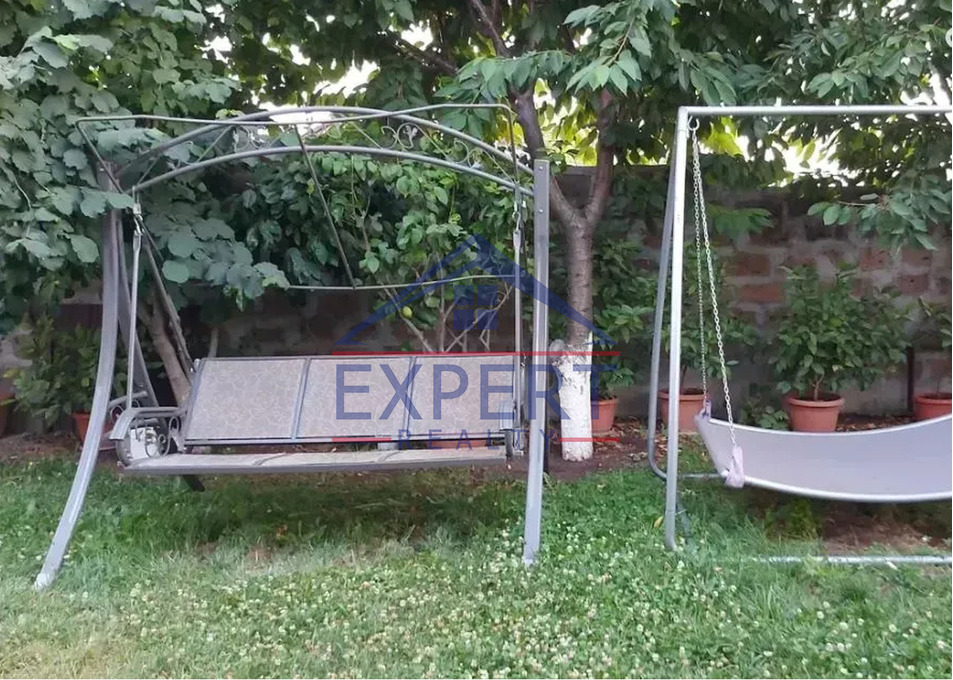 ՆՈՐՔ ՄԱՐԱՇ, ԽԱՆԶԱԴՅԱՆ ՓՈՂՈՑ, 8+ ՍԵՆՅԱԿ