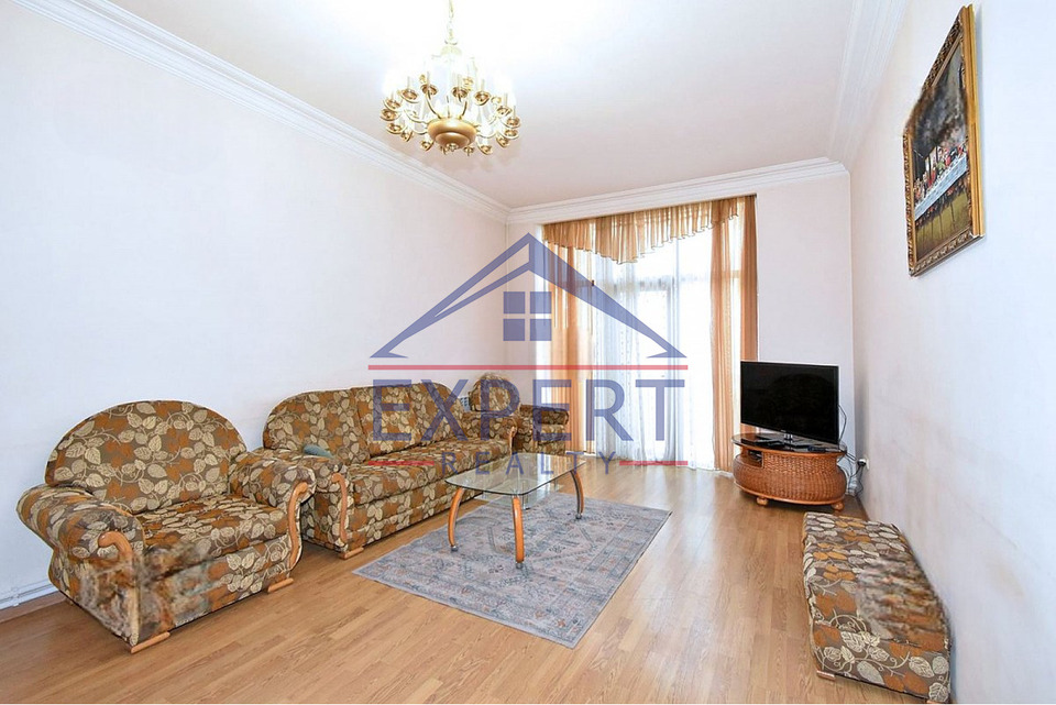 ԿԵՆՏՐՈՆ, ՄՀԵՐ ՄԿՐՏՉՅԱՆ ՓՈՂՈՑ, 5 ՍԵՆՅԱԿ