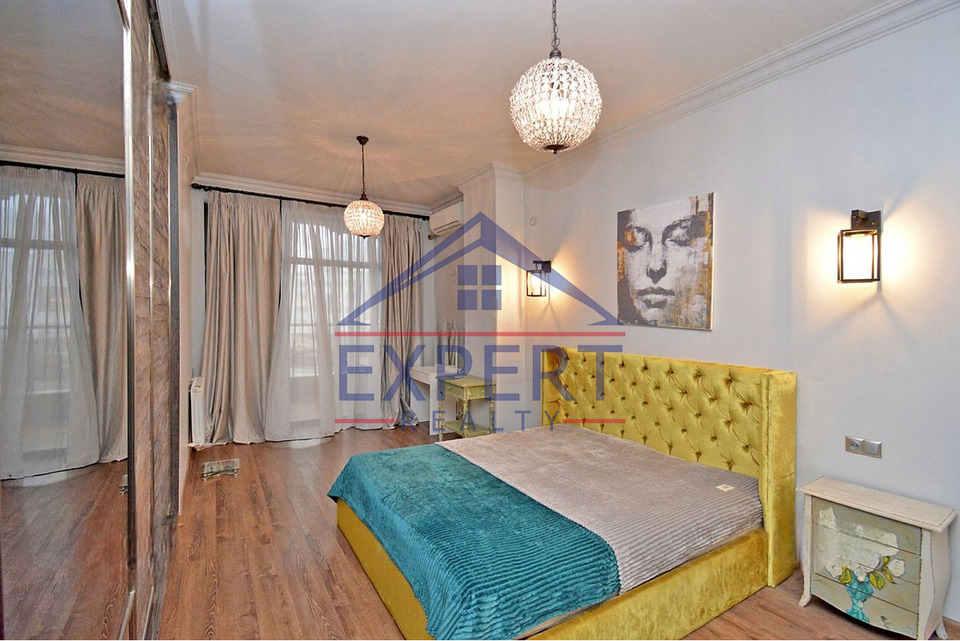 ԿԵՆՏՐՈՆ, ՍԱՅԱԹ ՆՈՎԱ ՊՈՂՈՏԱ, 3 ՍԵՆՅԱԿ