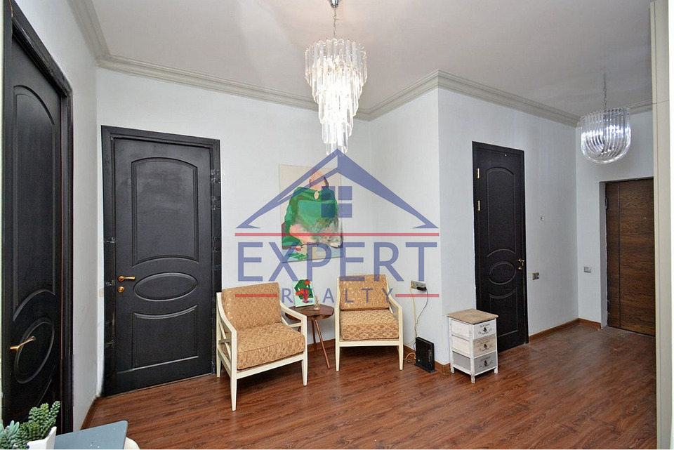 ԿԵՆՏՐՈՆ, ՍԱՅԱԹ ՆՈՎԱ ՊՈՂՈՏԱ, 3 ՍԵՆՅԱԿ