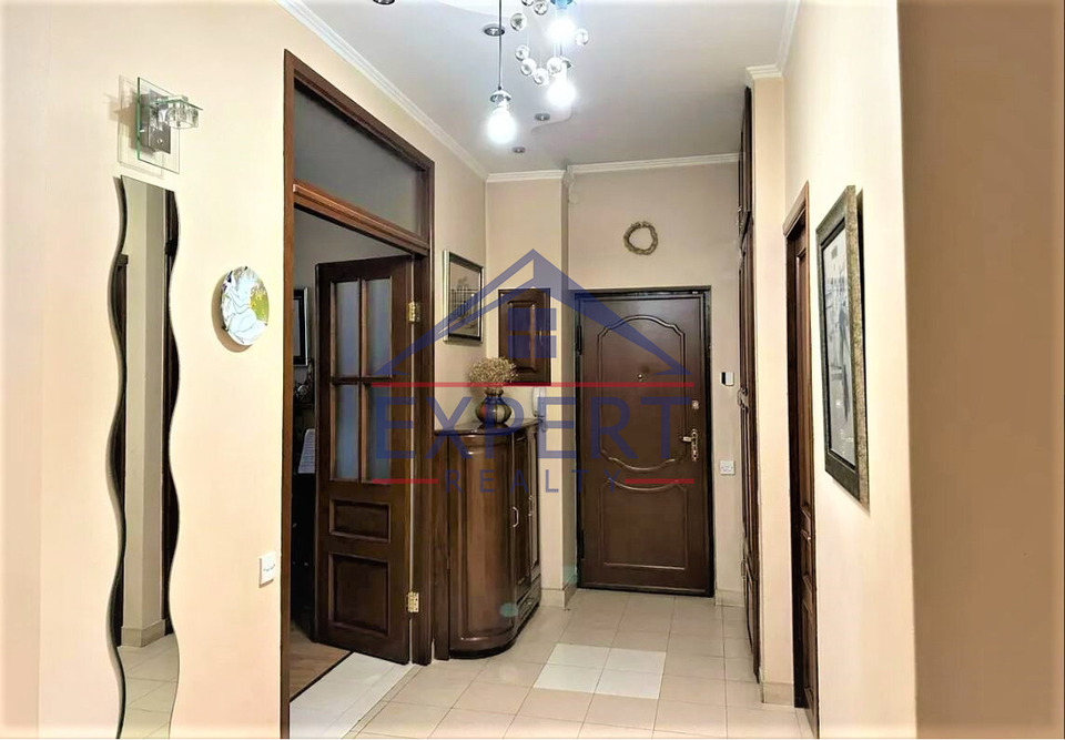 ԿԵՆՏՐՈՆ, ՊՈՒՇԿԻՆԻ ՓՈՂՈՑ, 3 ՍԵՆՅԱԿ