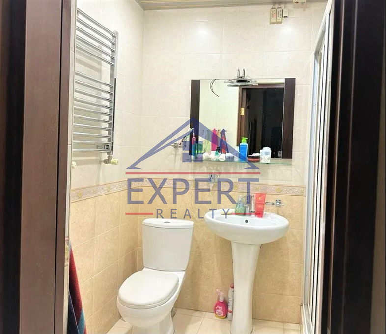 ԿԵՆՏՐՈՆ, ՊՈՒՇԿԻՆԻ ՓՈՂՈՑ, 3 ՍԵՆՅԱԿ