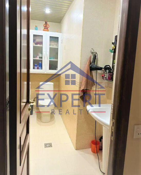 ԿԵՆՏՐՈՆ, ՊՈՒՇԿԻՆԻ ՓՈՂՈՑ, 3 ՍԵՆՅԱԿ