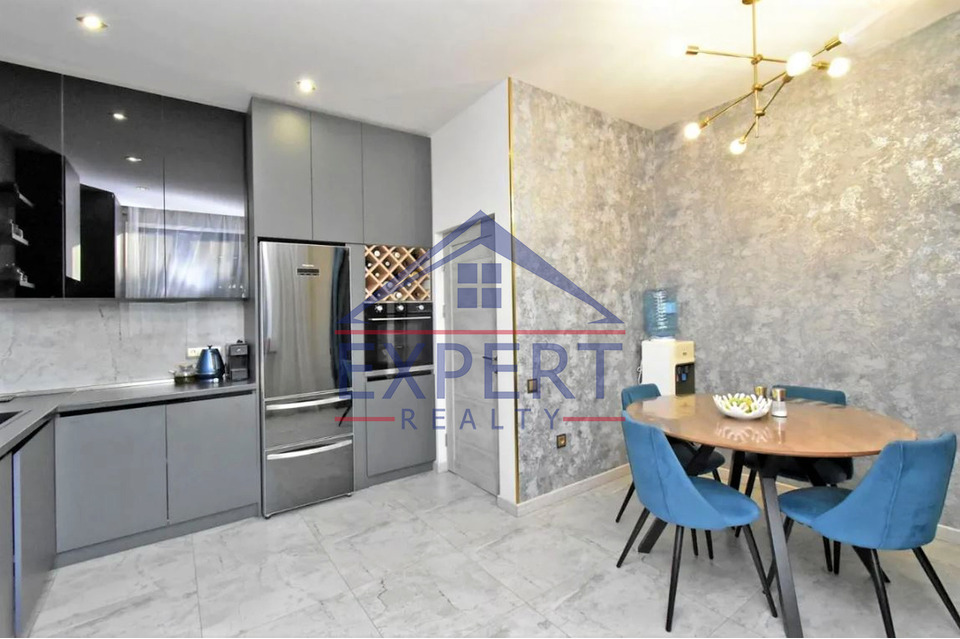 ԱՐԱԲԿԻՐ, ՂԱՓԱՆՑՅԱՆ ՓՈՂՈՑ, 5 ՍԵՆՅԱԿ