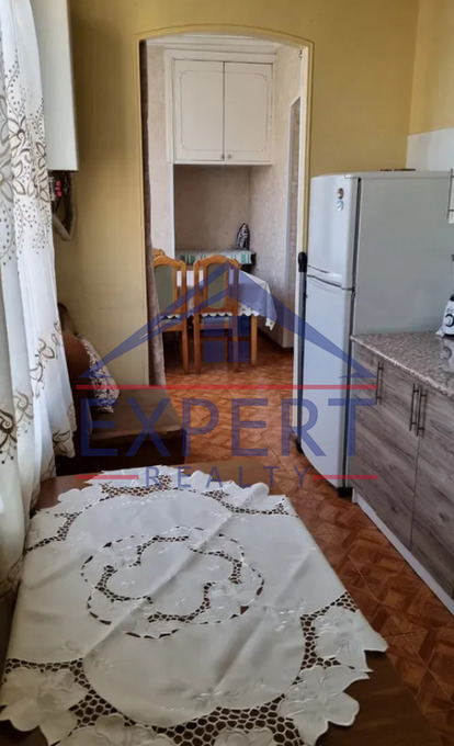 ԱՐԱԲԿԻՐ,ԱԶԱՏՈՒԹՅԱՆ ՊՈՂՈՏԱ 4  ՍԵՆՅԱԿ