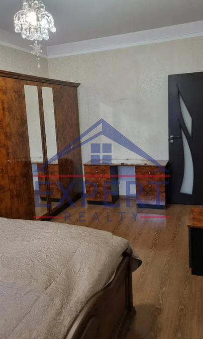 ԱՐԱԲԿԻՐ,ԱԶԱՏՈՒԹՅԱՆ ՊՈՂՈՏԱ 4  ՍԵՆՅԱԿ