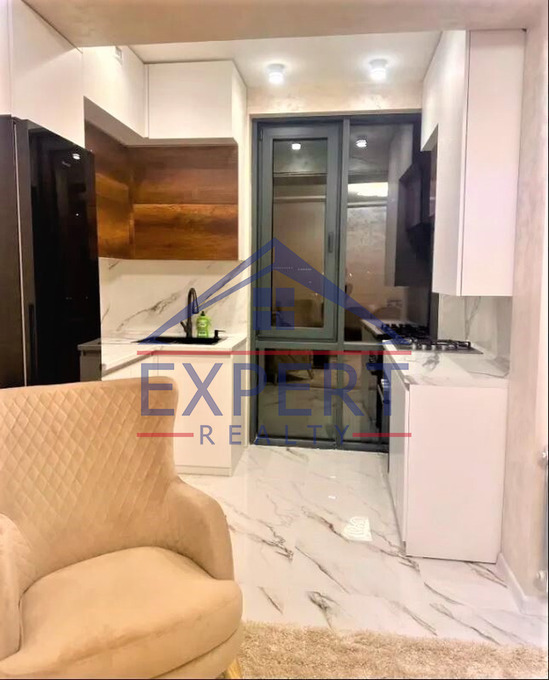 ԱՐԱԲԿԻՐ, ԱԴՈՆՑԻ ՓՈՂՈՑ, 3 ՍԵՆՅԱԿ