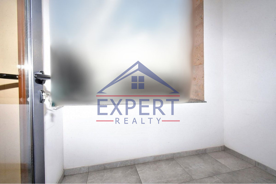 ԱՐԱԲԿԻՐ, ԱԶԱՏՈՒԹՅԱՆ ՊՈՂՈՏԱ, 3 ՍԵՆՅԱԿ