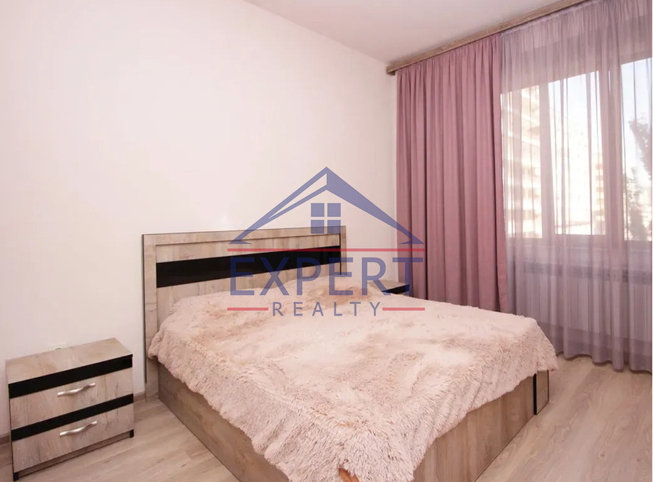 ԿԵՆՏՐՈՆ, ԵԿՄԱԼՅԱՆ  ՓՈՂՈՑ, 3 ՍԵՆՅԱԿ