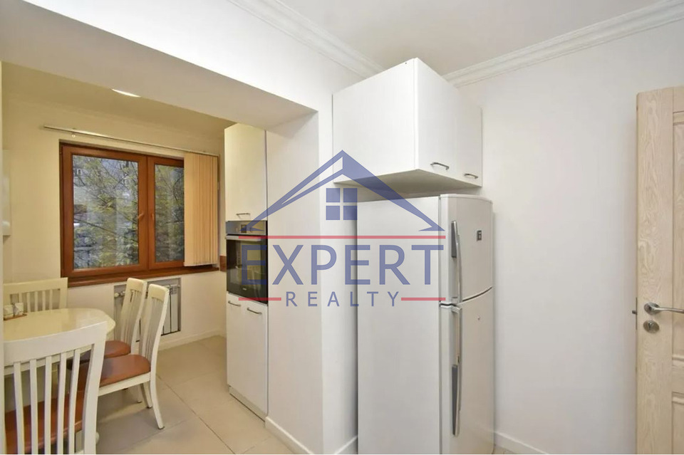 ԿԵՆՏՐՈՆ, ԲՈՒԶԱՆԴ ՓՈՂՈՑ, 3 ՍԵՆՅԱԿ