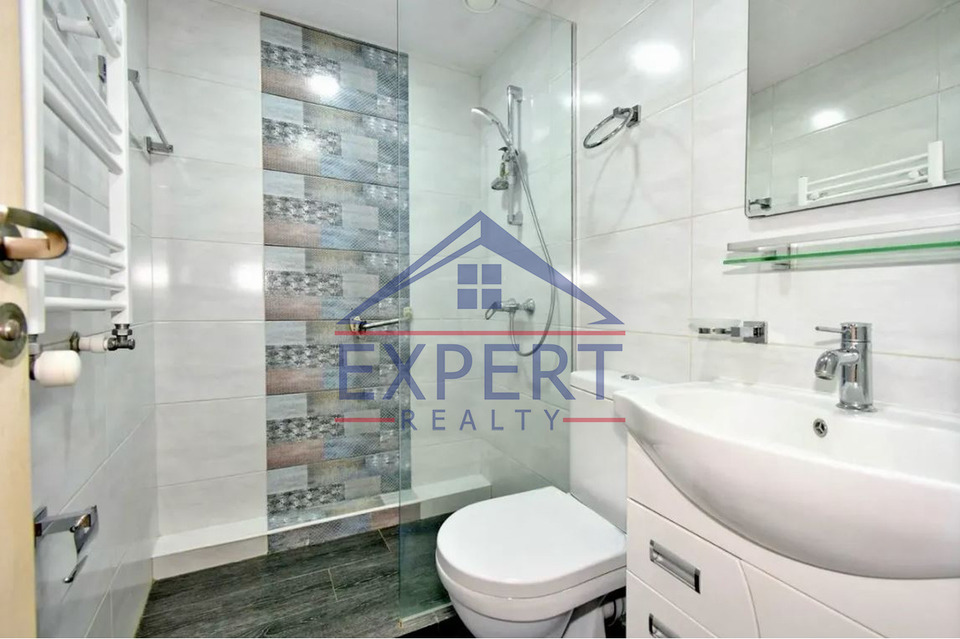 ԿԵՆՏՐՈՆ, ԲՈՒԶԱՆԴ ՓՈՂՈՑ, 3 ՍԵՆՅԱԿ