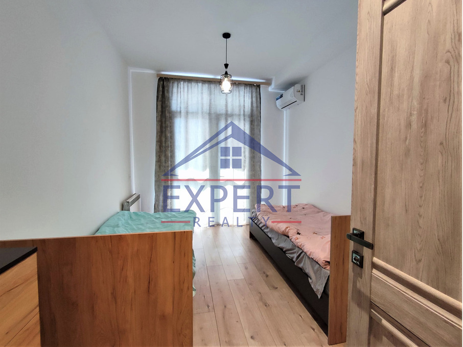 ԱՐԱԲԿԻՐ, ԱՂԲՅՈՒՐ ՍԵՐՈԲ ՓՈՂՈՑ, 3 ՍԵՆՅԱԿ