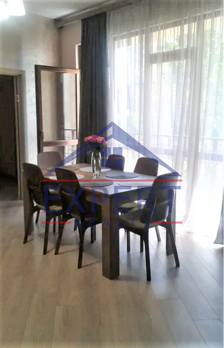 ԿԵՆՏՐՈՆ, ԵԿՄԱԼՅԱՆ  ՓՈՂՈՑ, 3 ՍԵՆՅԱԿ