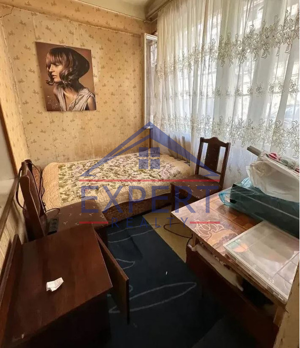 ԱՐԱԲԿԻՐ,ԱՂԲՅՈՒՐ ՍԵՐՈԲԻ ՓՈՂՈՑ, 3 ՍԵՆՅԱԿ