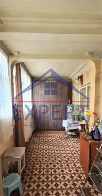 ԱՐԱԲԿԻՐ, ԱՐԱՄ ԽԱՉԱՏՐՅԱՆ ՓՈՂՈՑ, 3 ՍԵՆՅԱԿ