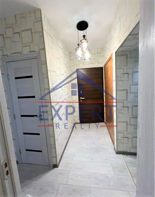 ԱՐԱԲԿԻՐ, ՎԱՀՐԱՄ ՓԱՓԱԶՅԱՆ ՓՈՂՈՑ, 3 ՍԵՆՅԱԿ