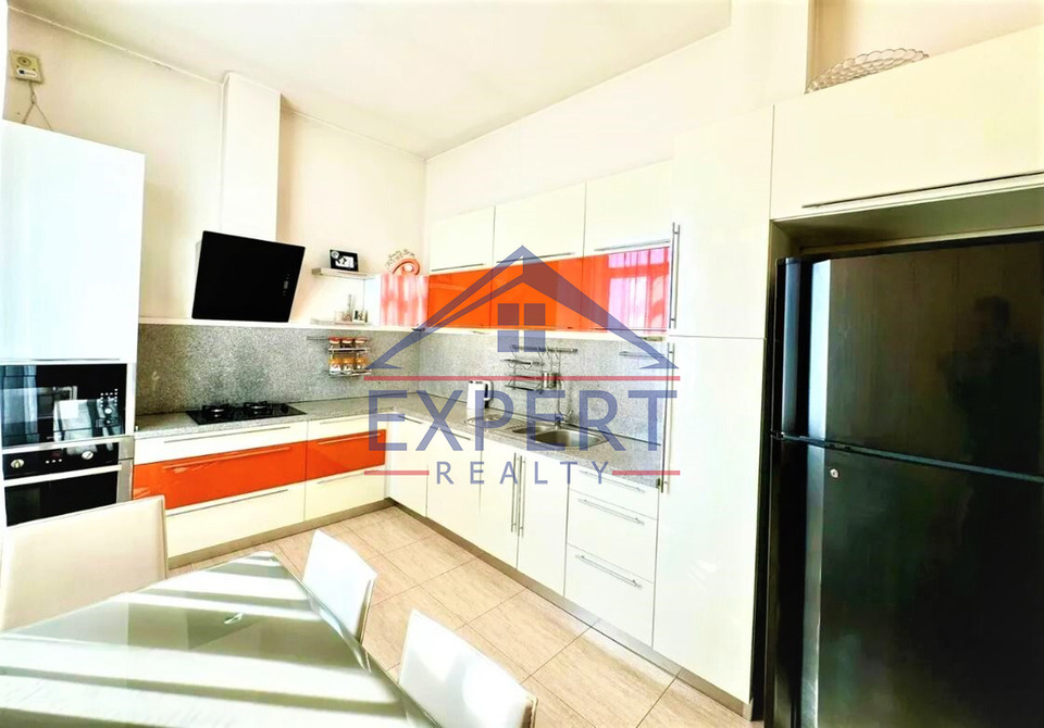 ԿԵՆՏՐՈՆ, ՆԱՐ-ԴՈՍ ՓՈՂՈՑ, 4 ՍԵՆՅԱԿ