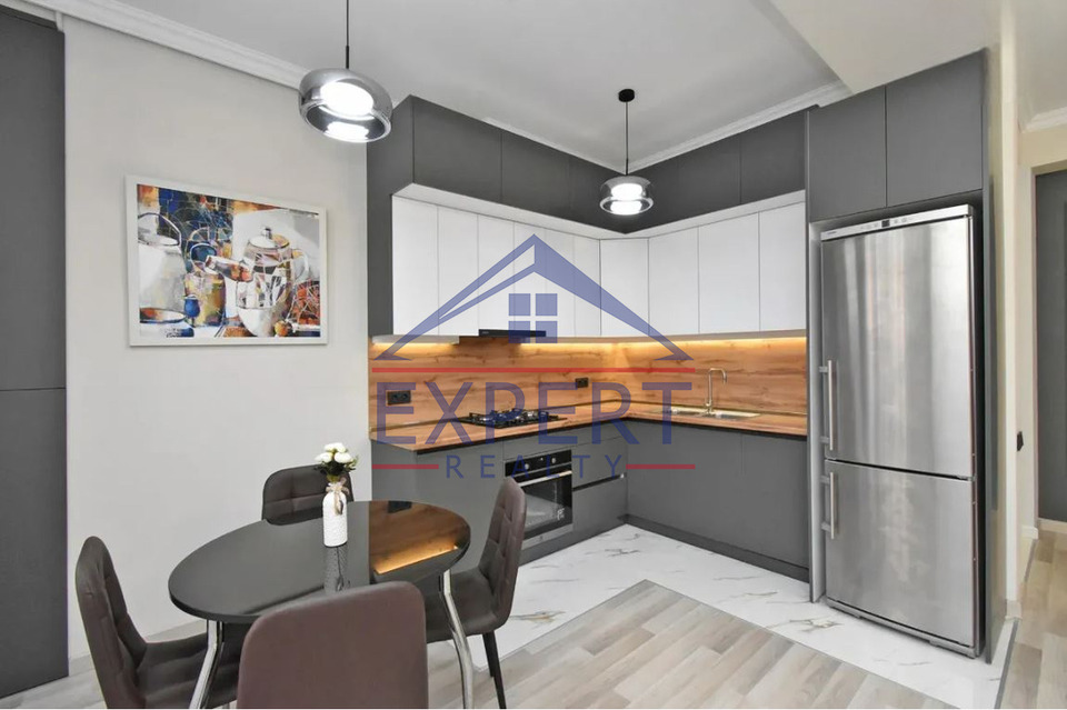 ԱՋԱՓՆՅԱԿ, ԼԵՆԻՆԳՐԱԴՅԱՆ ՓՈՂՈՑ, 4 ՍԵՆՅԱԿ