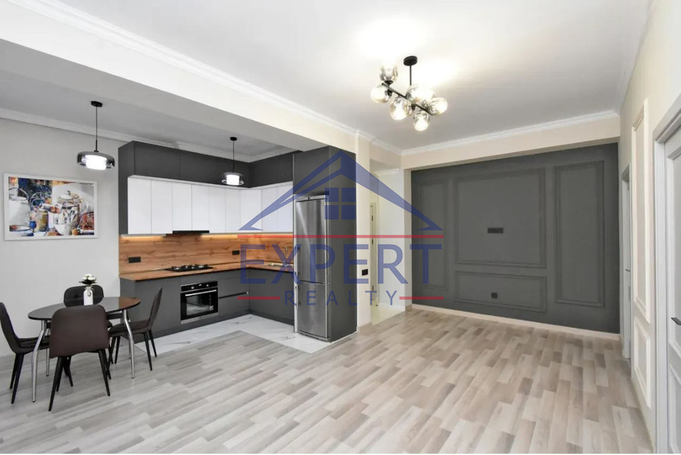 ԱՋԱՓՆՅԱԿ, ԼԵՆԻՆԳՐԱԴՅԱՆ ՓՈՂՈՑ, 4 ՍԵՆՅԱԿ