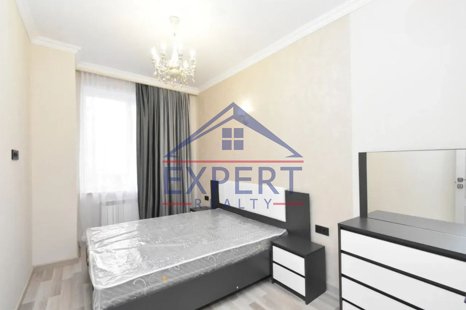 ԱՋԱՓՆՅԱԿ, ԼԵՆԻՆԳՐԱԴՅԱՆ ՓՈՂՈՑ, 4 ՍԵՆՅԱԿ