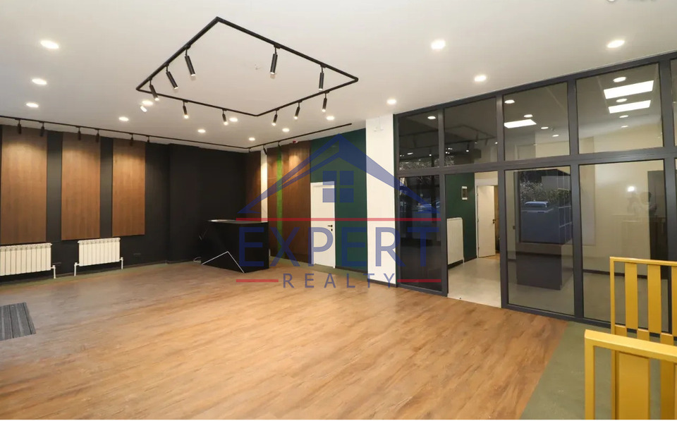 ԿԵՆՏՐՈՆ, ԼԵՌ ԿԱՄՍԱՐ ՓՈՂՈՑ, 200 ՔՄ