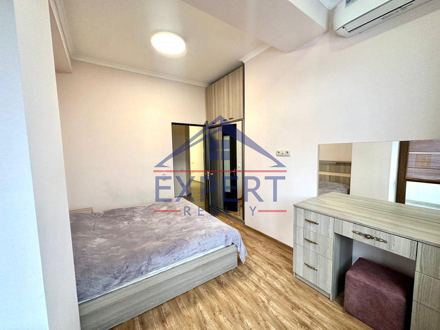 ԱՐԱԲԿԻՐ, ԱԴՈՆՑԻ ՓՈՂՈՑ, 4 ՍԵՆՅԱԿ