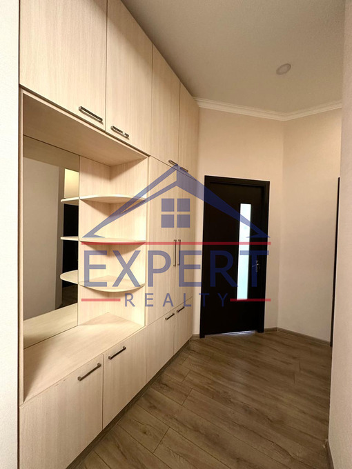 ԱՐԱԲԿԻՐ, ԱԴՈՆՑԻ ՓՈՂՈՑ, 4 ՍԵՆՅԱԿ