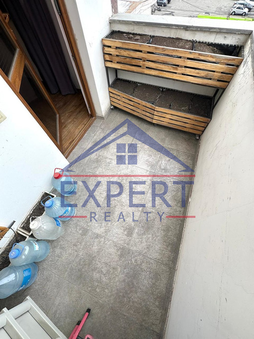 ԱՐԱԲԿԻՐ, ԱԴՈՆՑԻ ՓՈՂՈՑ, 4 ՍԵՆՅԱԿ