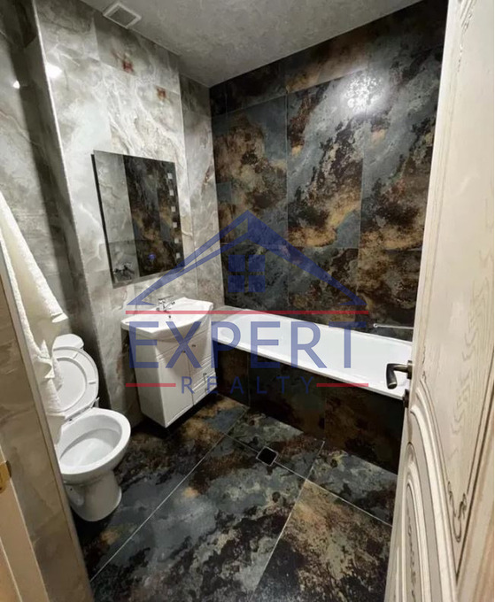 ԱՐԱԲԿԻՐ, ԱԴՈՆՑԻ ՓՈՂՈՑ, 3 ՍԵՆՅԱԿ