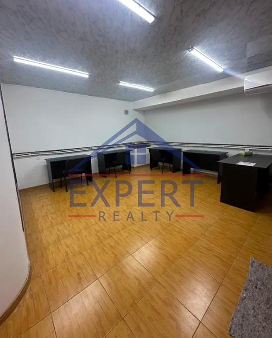 ԿԵՆՏՐՈՆ, ՊՈՒՇԿԻՆԻ ՓՈՂՈՑ, 85 ՔՄ