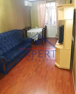 ԿԵՆՏՐՈՆ, ԲԱՂՐԱՄՅԱՆԻ ՊՈՂՈՏԱ, 3 ՍԵՆՅԱԿ