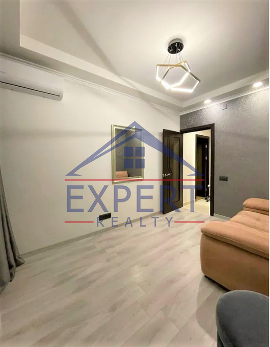 ԱՋԱՓՆՅԱԿ, ՆԱԶԱՐԲԵԿՅԱՆ ԹԱՂԱՄԱՍ, 4 ՍԵՆՅԱԿ