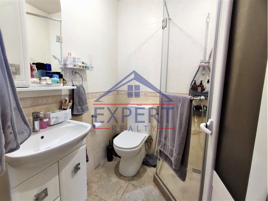 ԿԵՆՏՐՈՆ, ՊՈՒՇԿԻՆԻ ՓՈՂՈՑ, 3 ՍԵՆՅԱԿ