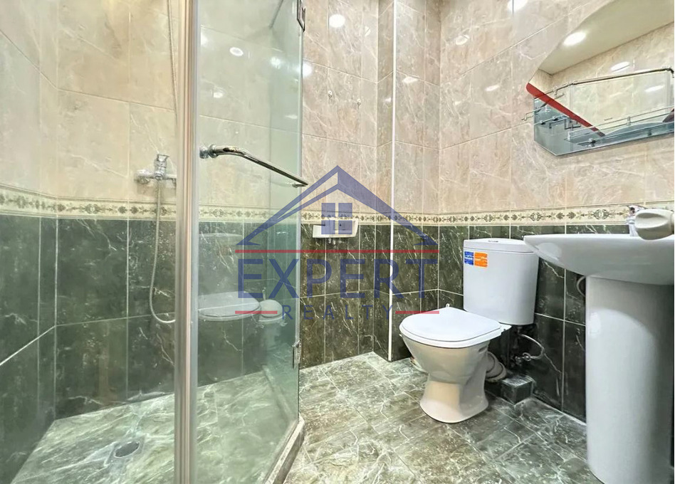 ԱՐԱԲԿԻՐ, ԱԴՈՆՑԻ ՓՈՂՈՑ, 2 ՍԵՆՅԱԿ