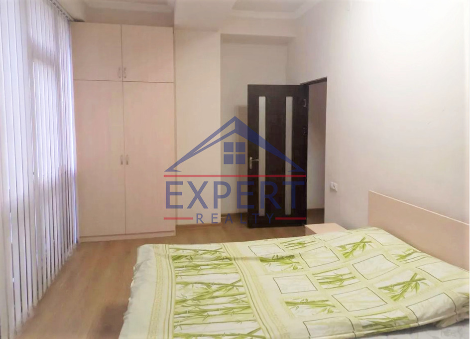 ԱՐԱԲԿԻՐ, ԱԴՈՆՑԻ ՓՈՂՈՑ, 4 ՍԵՆՅԱԿ