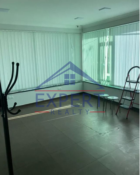 ԱՋԱՓՆՅԱԿ, ԳՐԻԳՈՐ ՀԱՍՐԱԹՅԱՆ ՓՈՂՈՑ