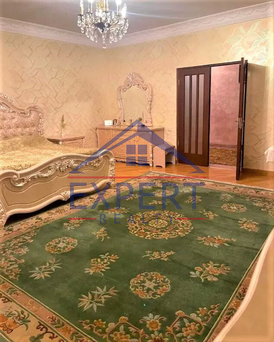 ԷՐԵԲՈՒՆԻ, ՎԱՐԴԱՆ ԱՃԵՄՅԱՆԻ ՓՈՂՈՑ, 3 ՀԱՐԿ