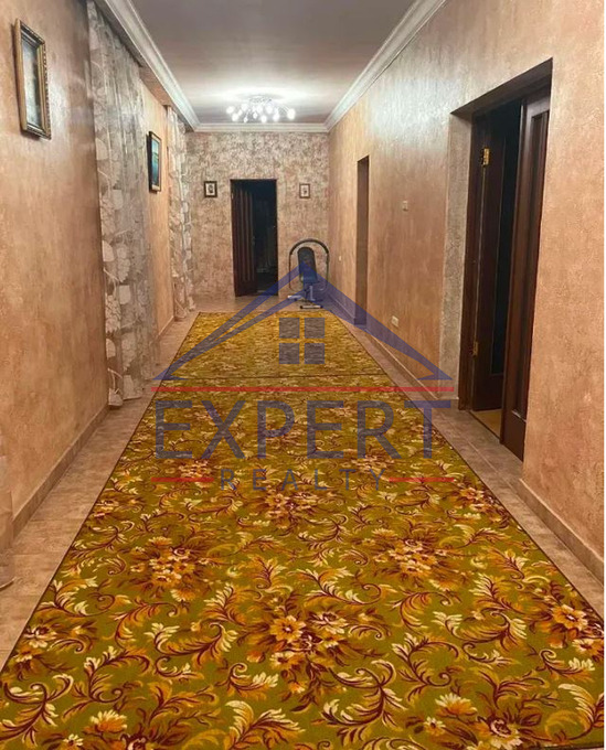 ԷՐԵԲՈՒՆԻ, ՎԱՐԴԱՆ ԱՃԵՄՅԱՆԻ ՓՈՂՈՑ, 3 ՀԱՐԿ