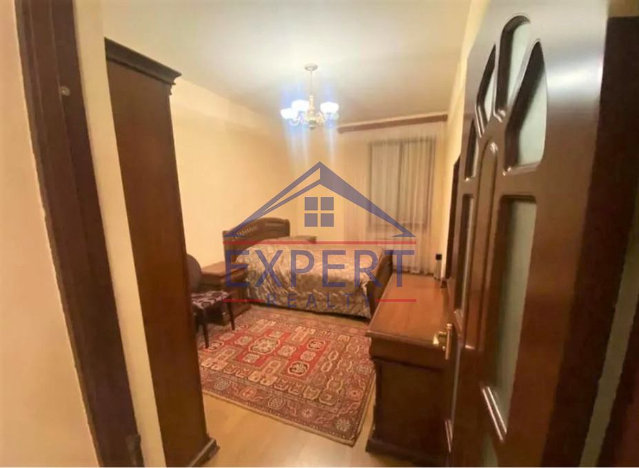 ԱՎԱՆ, ԾԱՐԱՎ ԱՂԲՅՈՒՐԻ ՓՈՂՈՑ, 5 ՍԵՆՅԱԿ