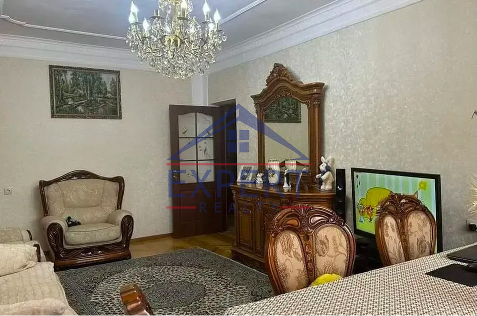 ԿԵՆՏՐՈՆ, ՍԱՐՅԱՆ ՓՈՂՈՑ, 3 ՍԵՆՅԱԿ